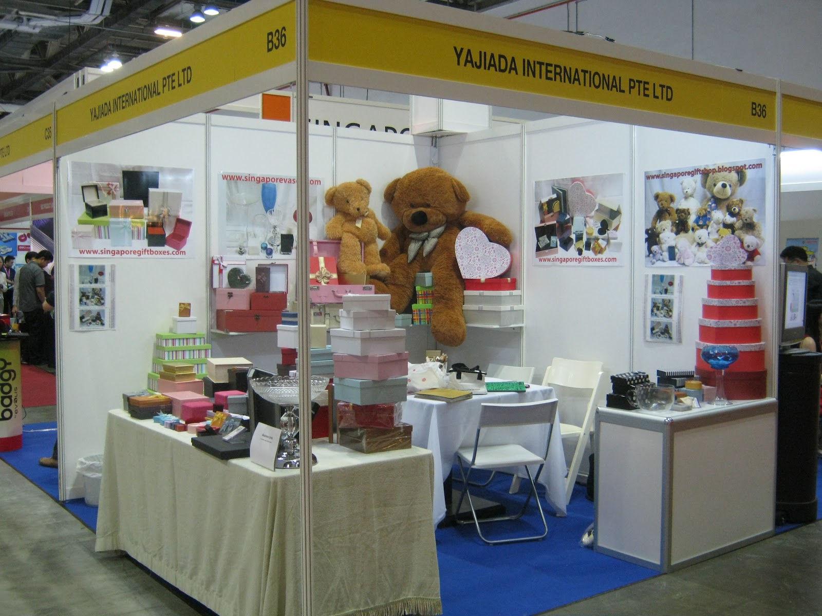 Singapore Gift Boxes SGP Fair at MBS 2527 July 2012