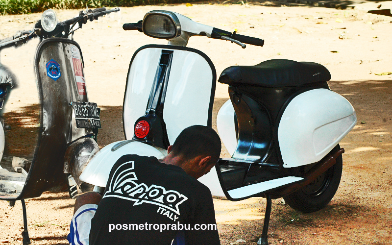 Diakhir Perbincangan Portal Ini Aswin Mengungkapkan Bahwa Vespa Jenis Sprint Yg Normal Dan Original Sangat Nyaman Enak Untuk Dinaiki Dimiliki Diakhir Perbincangan Portal Ini Aswin Mengungkapkan Bahwa Vespa Jenis Sprint Yg Normal Dan Original Sangat Nyaman Enak Untuk Dinaiki Dimiliki