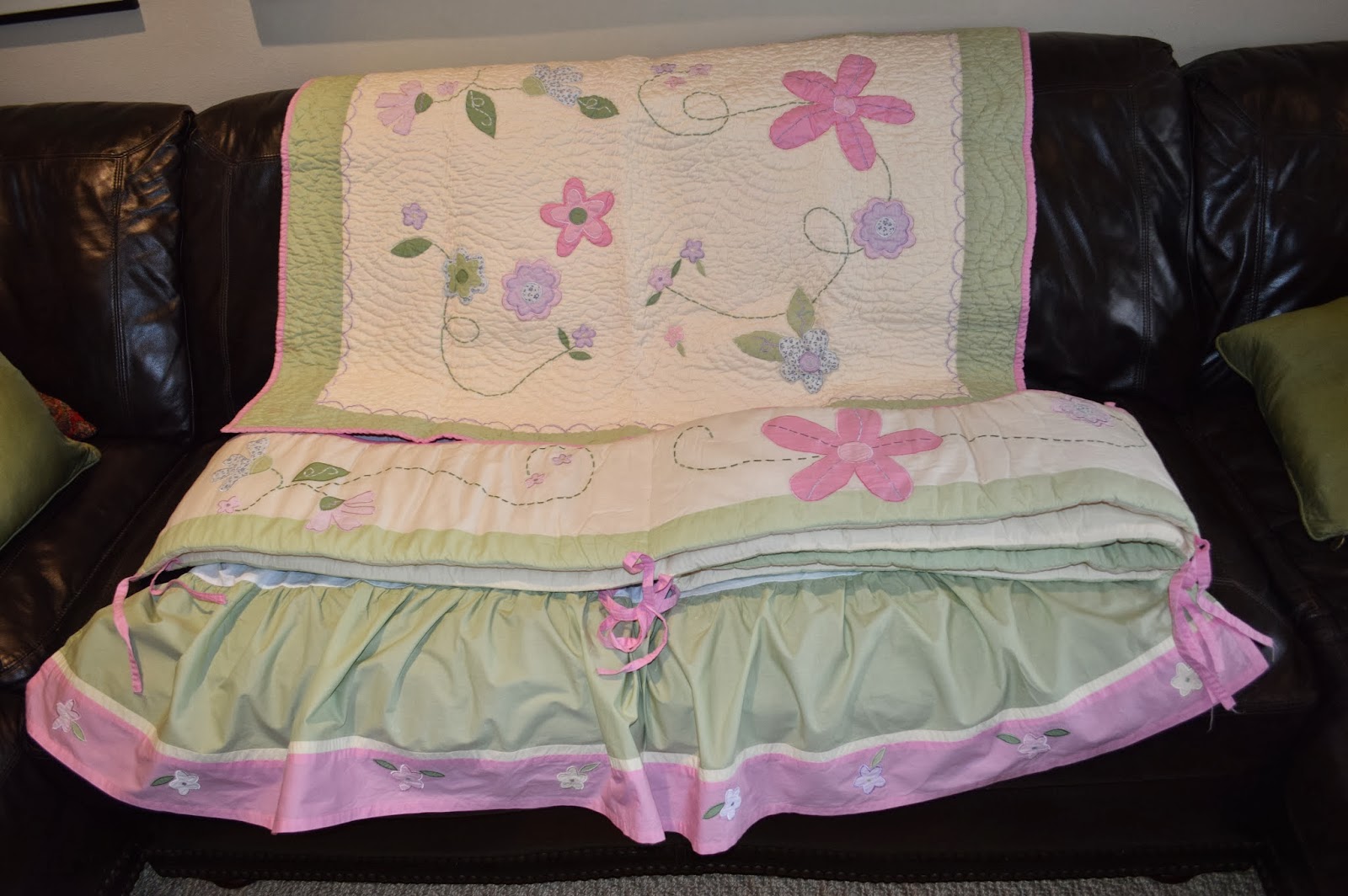 Moving Sale Laura Ashley Girls Crib Bedding Set 45