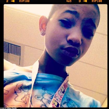 Willow Smith Shaved head