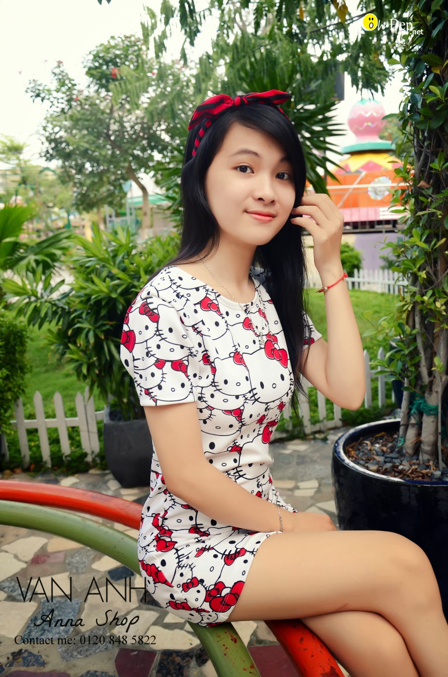 Phạm Quỳnh Vân Anh xinh đẹp với đôi chân dài trắng nõn