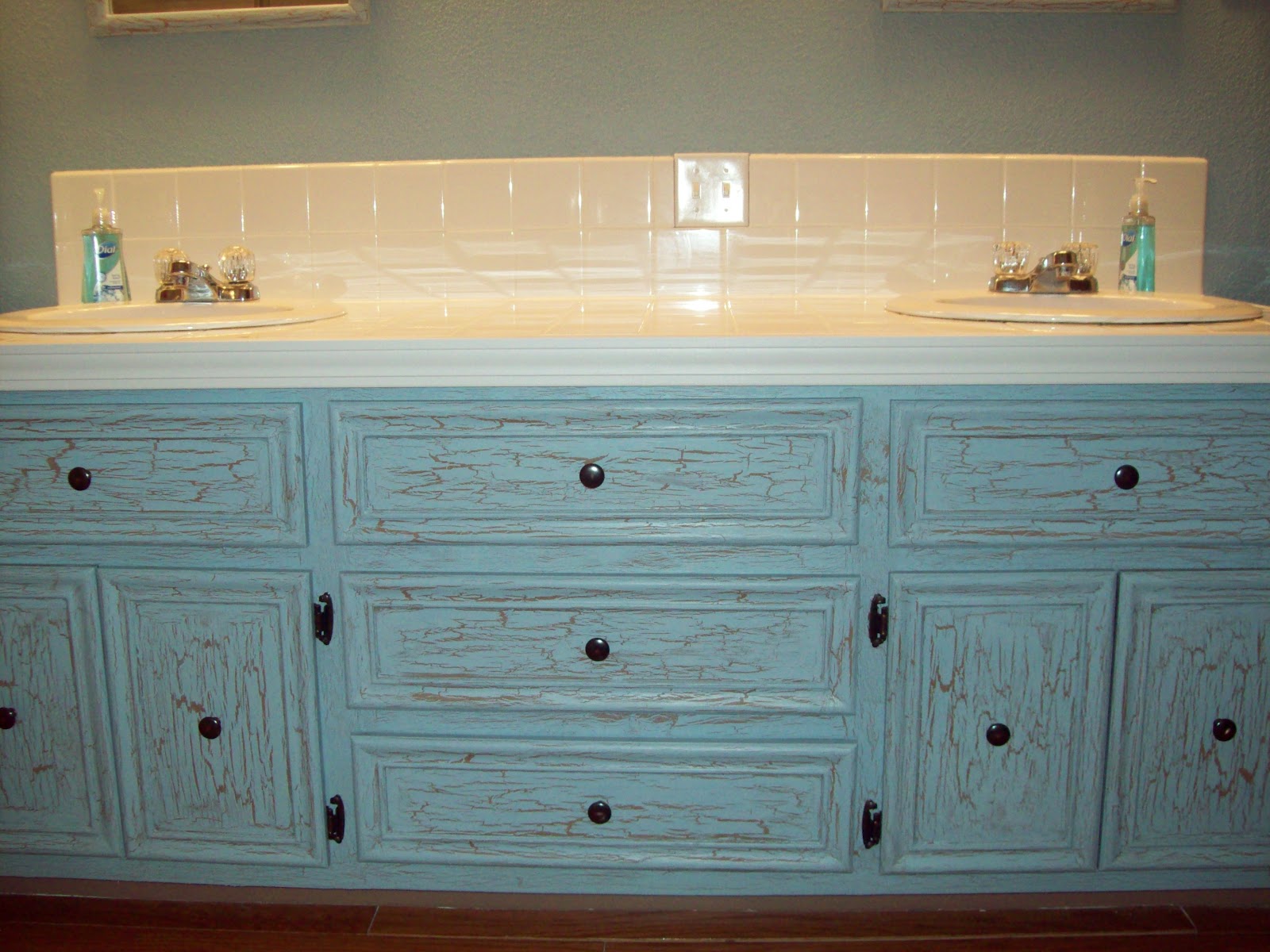 Teaching Little Miracles Crackle Painting with Glue REALLY!