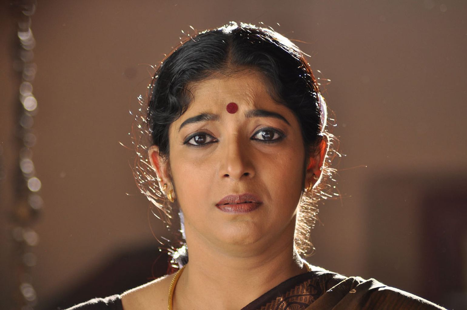 FILM BABES Senior Sober & Homely South Indian Film Actress Sithara