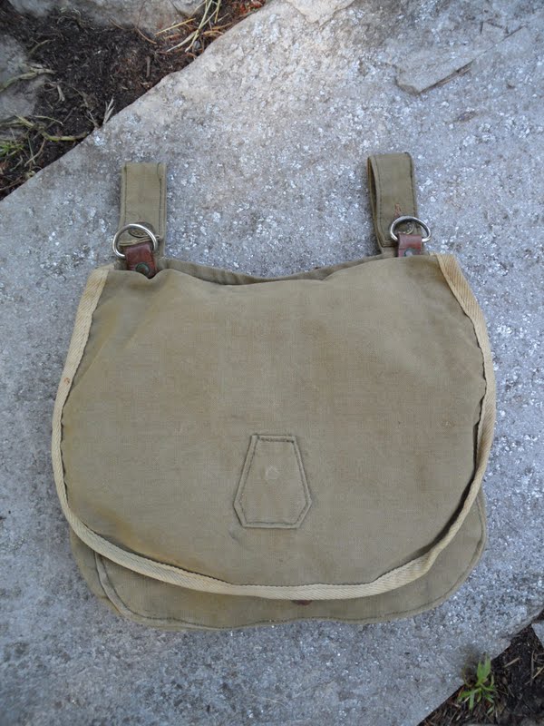 Four Bees WW1 & WW2 US Mess Silverware, Canteen, and Mess Kit Bag