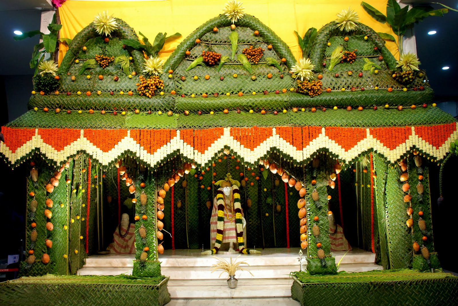 Aakash Design Studio Sai Bab Wall Paper