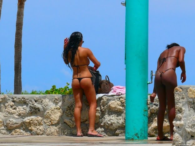 Voyeur beach nudity with hot teen babes topless