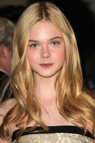 Hot Model Elle Fanning Photo picture collection 2012