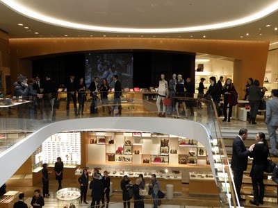 Nob: Exclusive Sneak Preview: Maison Louis Vuitton Etoile in Rome
