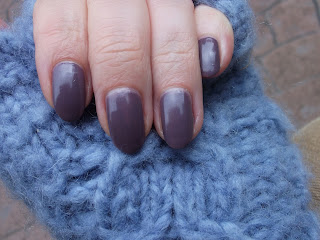 Leighton Denny Leading Lilac