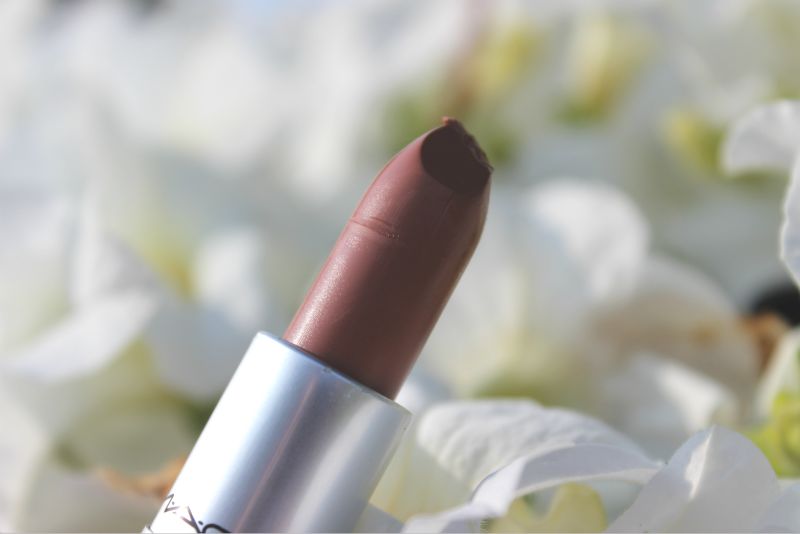 MAC Yash Lipstick Review