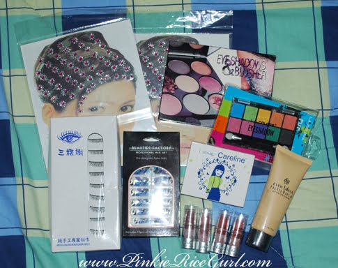 My Small Blog Giveaway