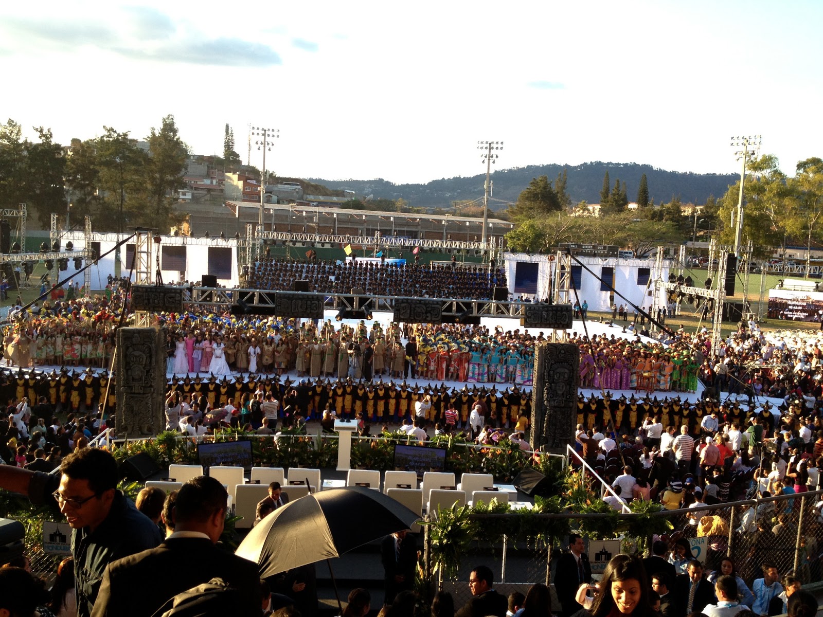 Veirs Blog: HONDURAS CULTURAL CELEBRATION-SATURDAY MARCH 16, 2013