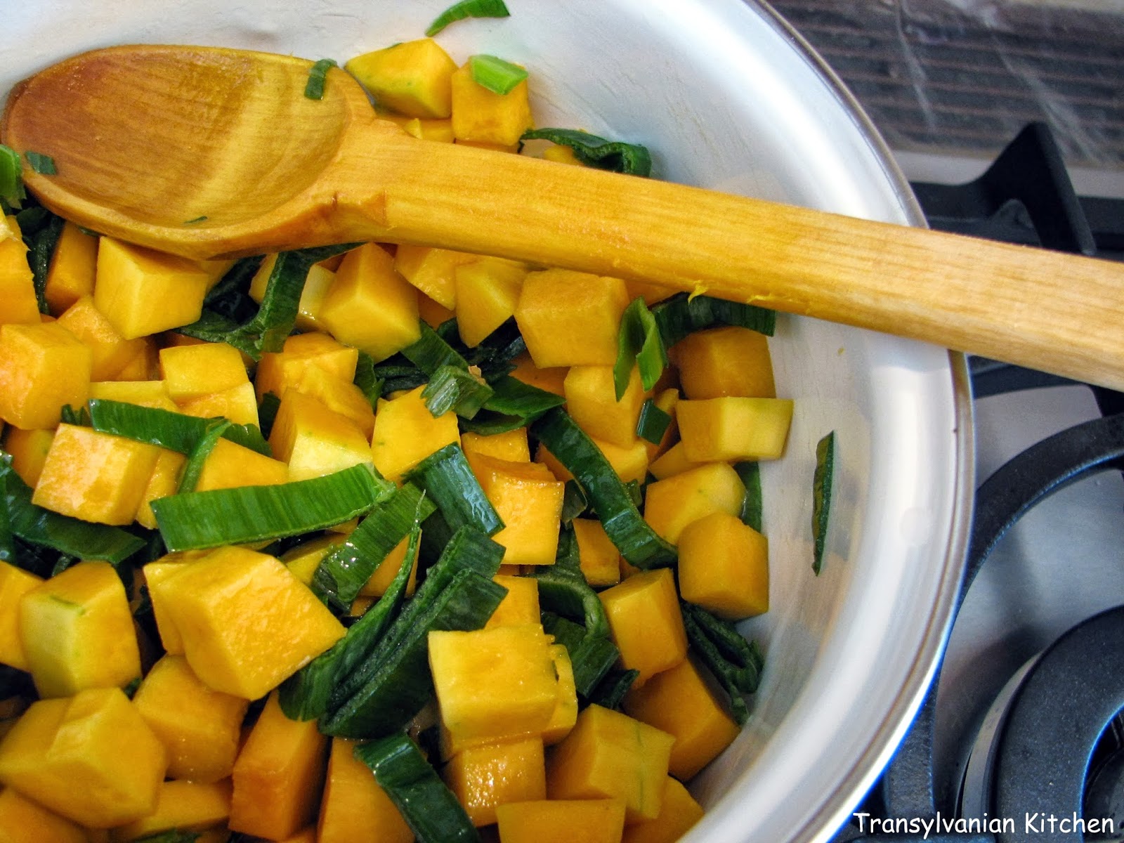 Transylvanian Kitchen Pilaf de orez brun cu dovleac