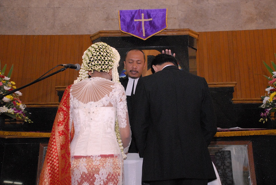 MODEL JAS PENGANTIN PRIA BATAK modeljas