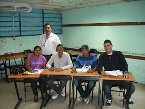 Docente y estudiantes,clase de Ética y Docencia,PAENA 2012(106)