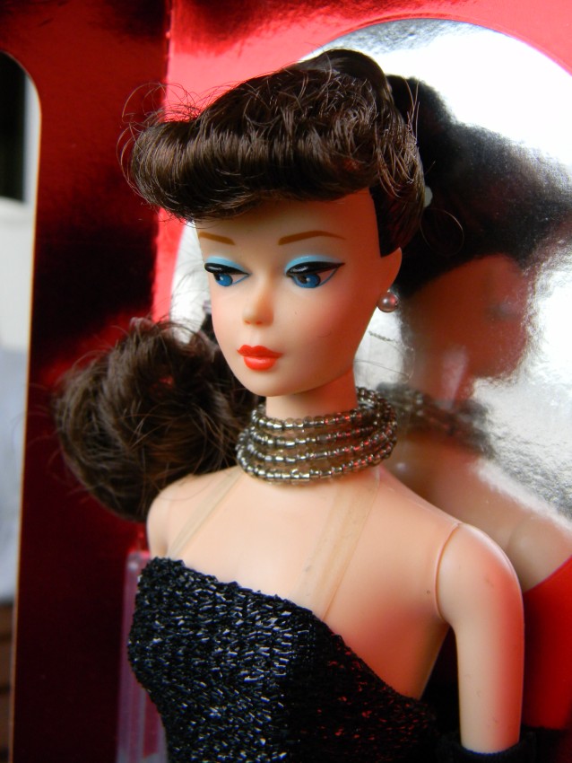 **lalka w pudełku**: Solo in the Spotlight® Barbie® 1960 (1994)