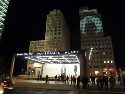 festival of lights, berlin, illumination, 2012, potsdamer platz, sony center
