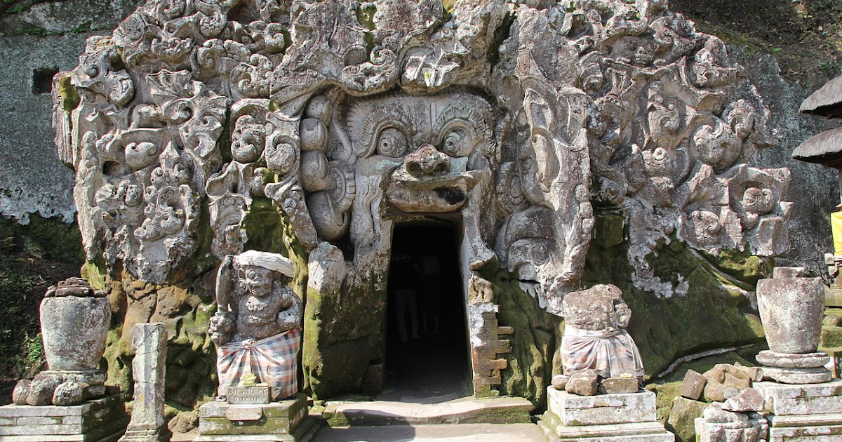 Objek Wisata Goa Gajah