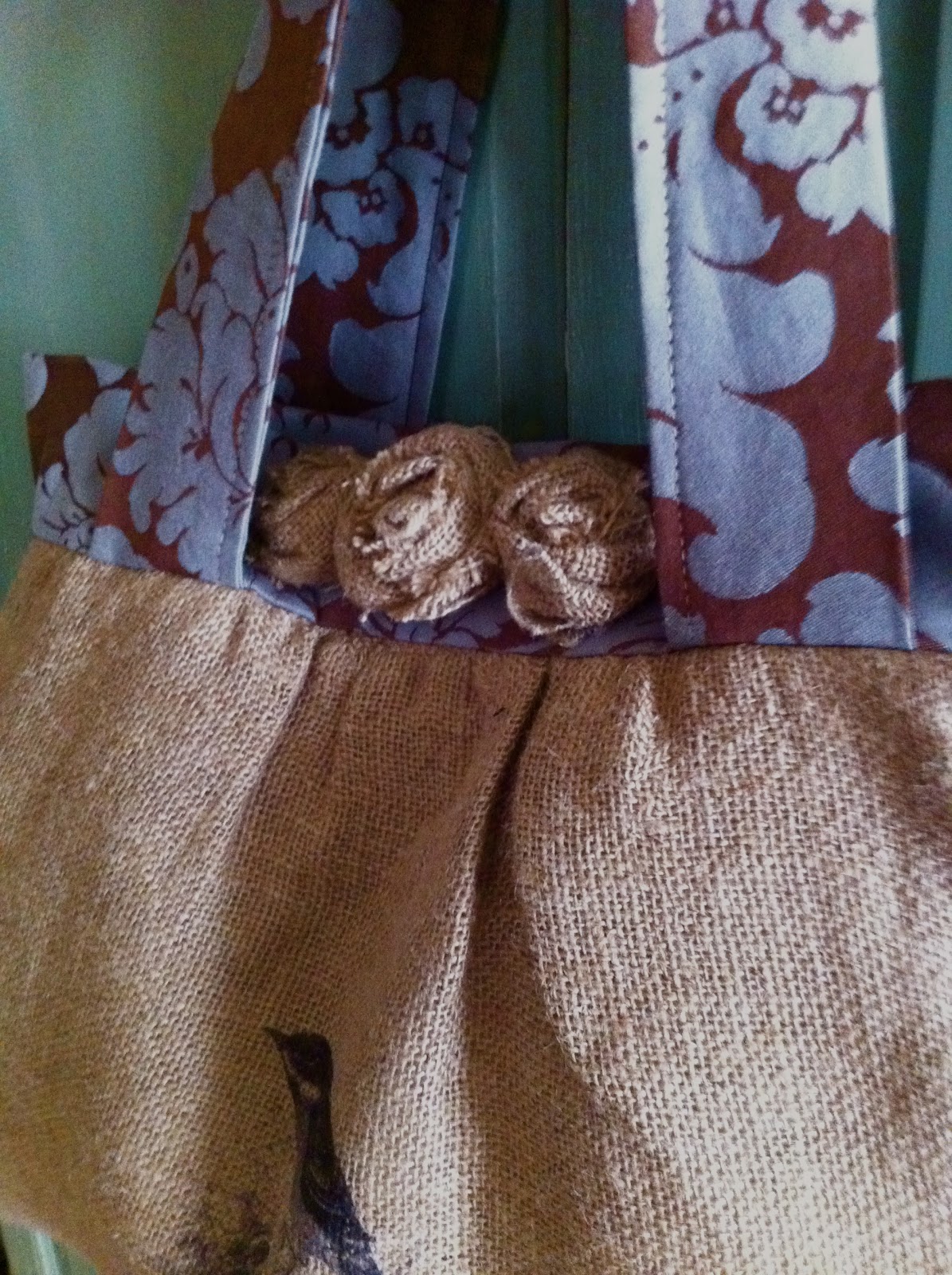 You Could Make That VINTAGE FABRIC SUMMER HANDBAG