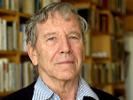 Amos Oz