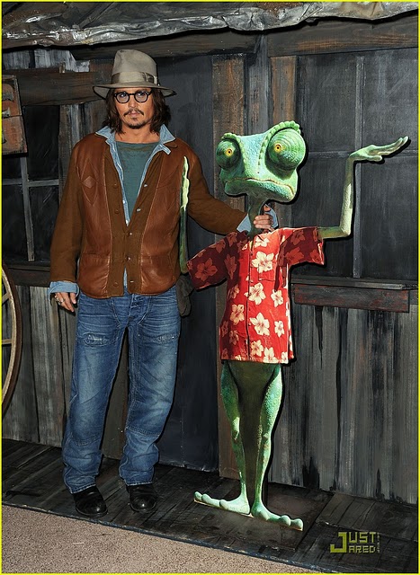 http://2.bp.blogspot.com/-F1l1JpjG4IE/TWmxTMraleI/AAAAAAAAAc8/0G9ZQ6HRGZ4/s1600/isla-fisher-johnny-depp-rango-premiere-10.jpg