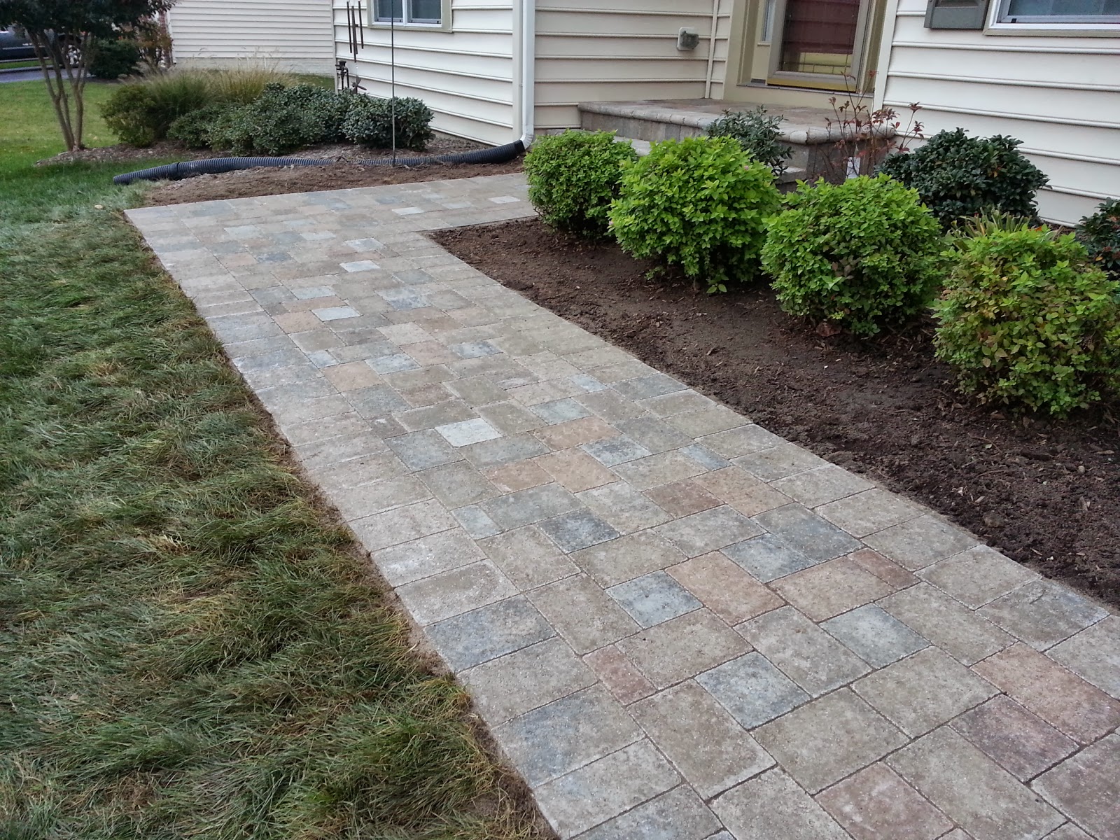 Life Time Pavers: Chiseled Paver Front Walkway