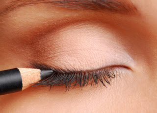 9 Mistakes Youre Making With Eyeliner forecasting 9 Mistakes Youre Making With Eyeliner recommend