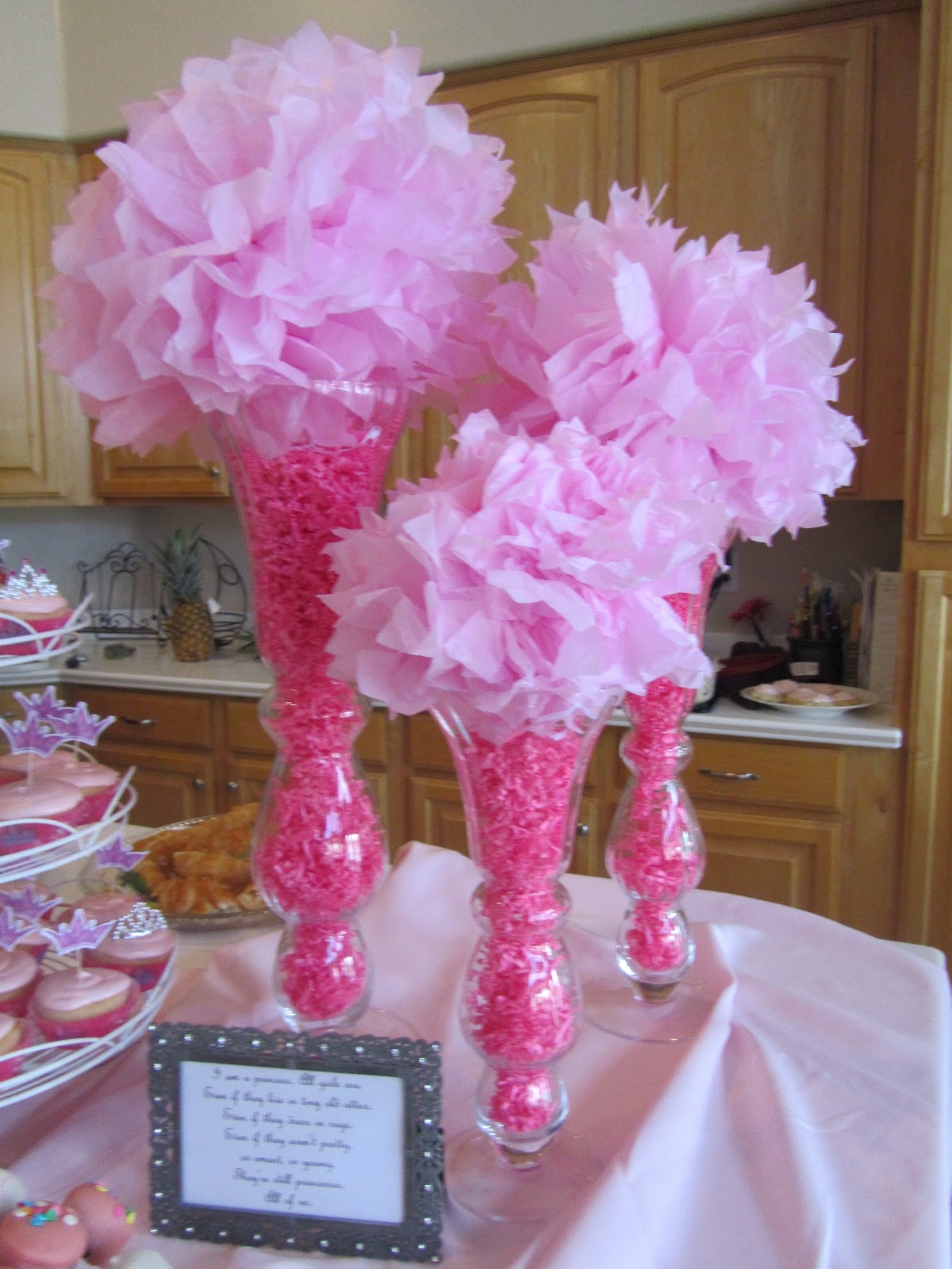 Pink Centerpieces For Baby Shower : Princess baby shower party favors ideas