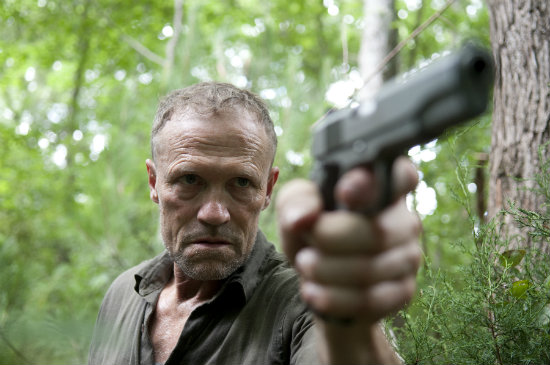 michael-rooker-merle-dixon-walking-dead-season-3-hounded-amc.jpg