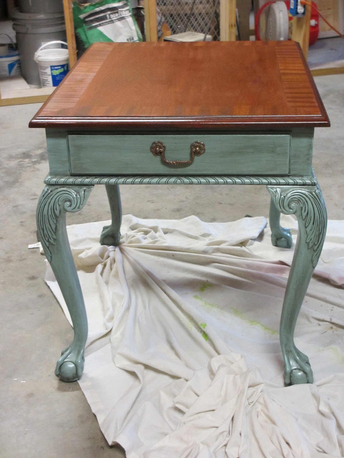 Freckled Horse Ethan Allen Table Makeover....