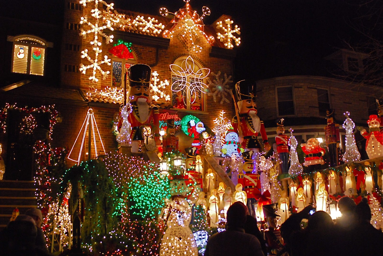 NYC ♥ NYC Brooklyn's Dyker Heights Home Christmas Light Displays