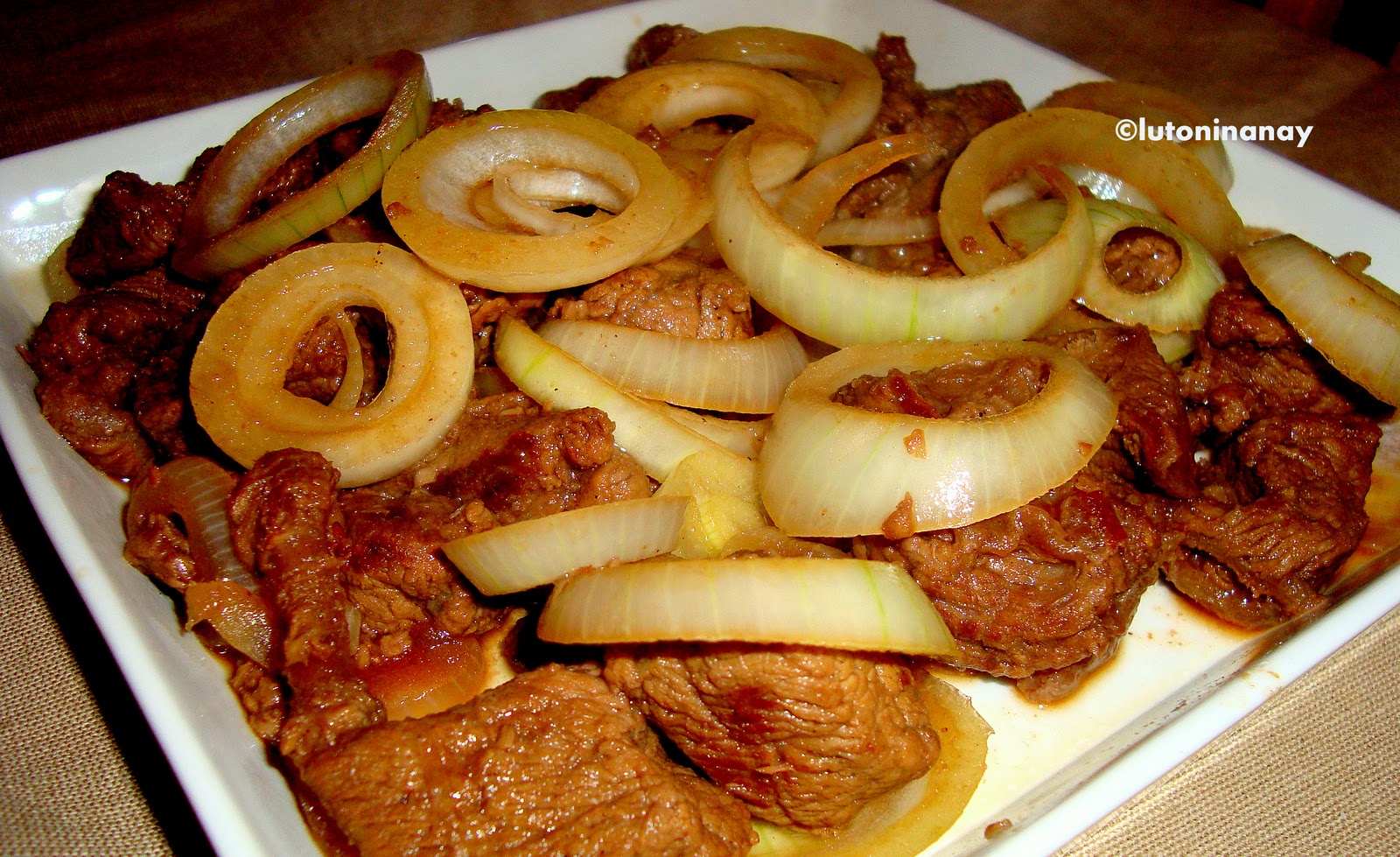 Beef Steak (Filipino Style) - Luto ni Nanay