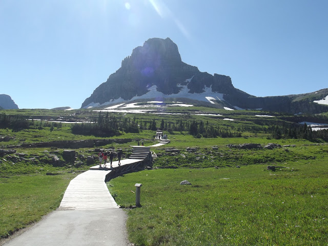 Glacier-National-Park-Logan-Pass-Visitor-Center