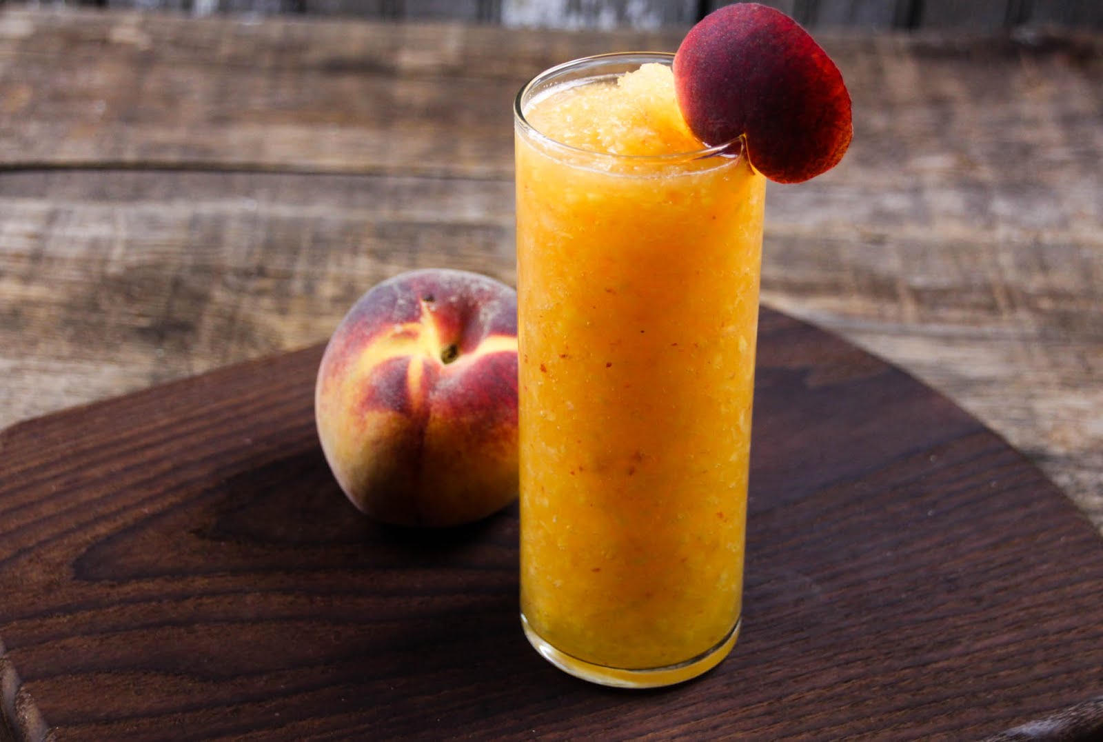 Peach Smoothie Cocktail Reviewz & Newz