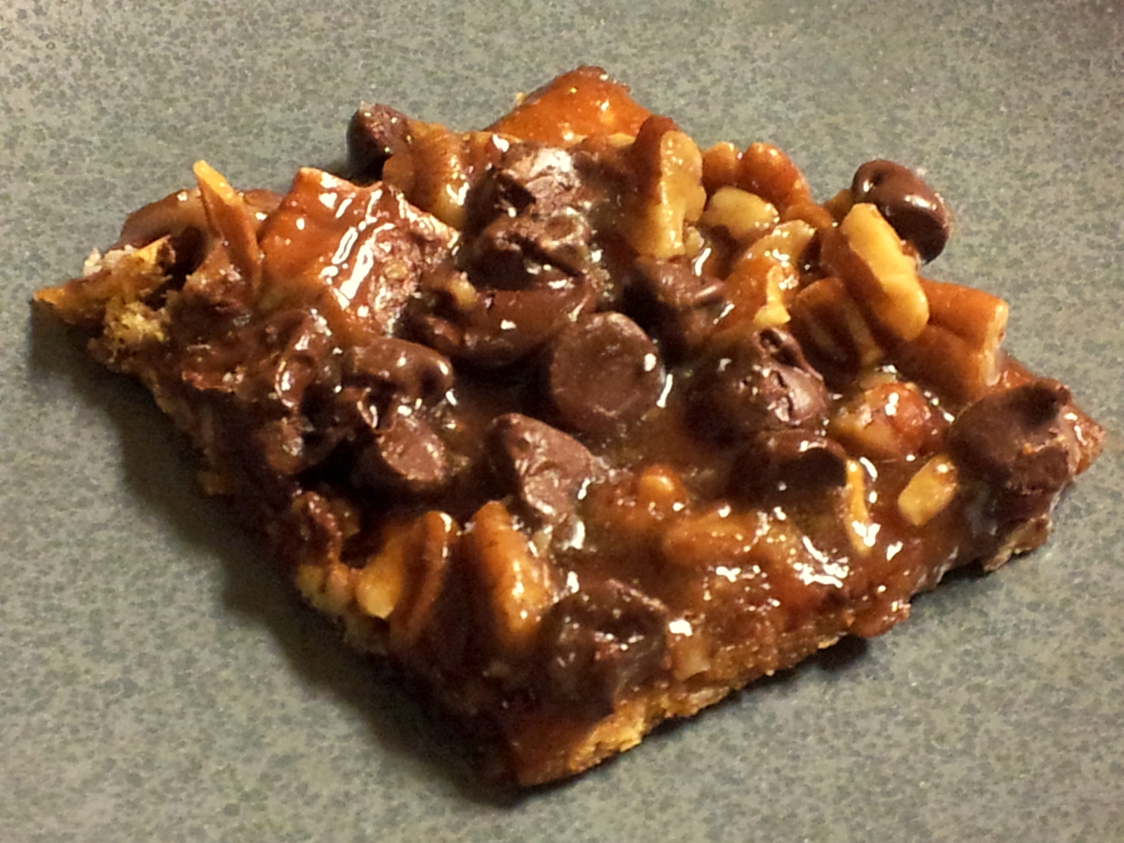 The House of Kent Salted Caramel Chocolate Pecan Bars