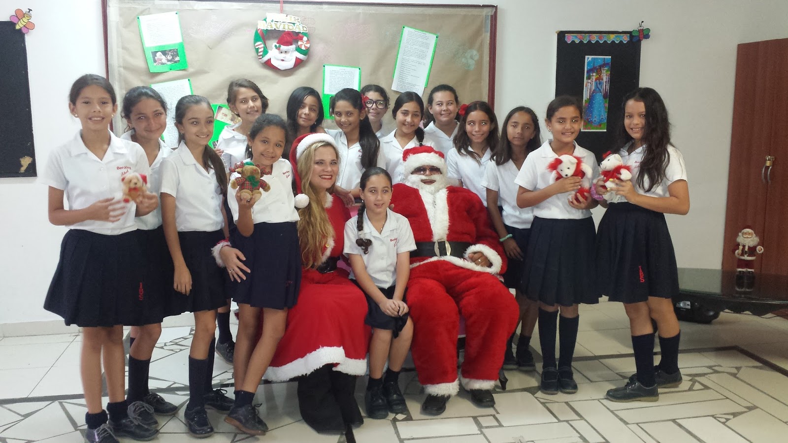 Wellnessibs Visita De Papa Noel Y Mama Noela