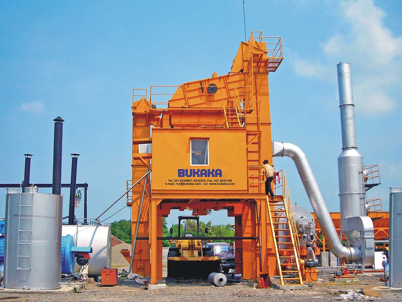 Asphalt Mixing Plant BUKAKA Road Construction Equipment