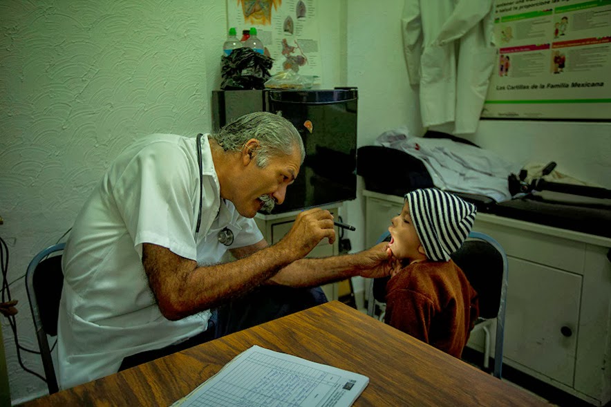 Con el líder moral de las Autodefensas de Michoacán Dr.MIRELES reportaje. Captura+de+pantalla+2014-01-08+a+las+14.13.14