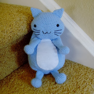 Crochet baby blue kitty cat plushie backpack 