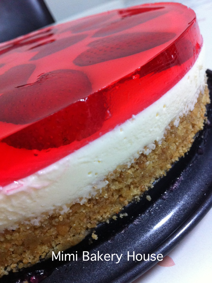 Strawberry Jelly Hearts Cheesecake flavor of cooking