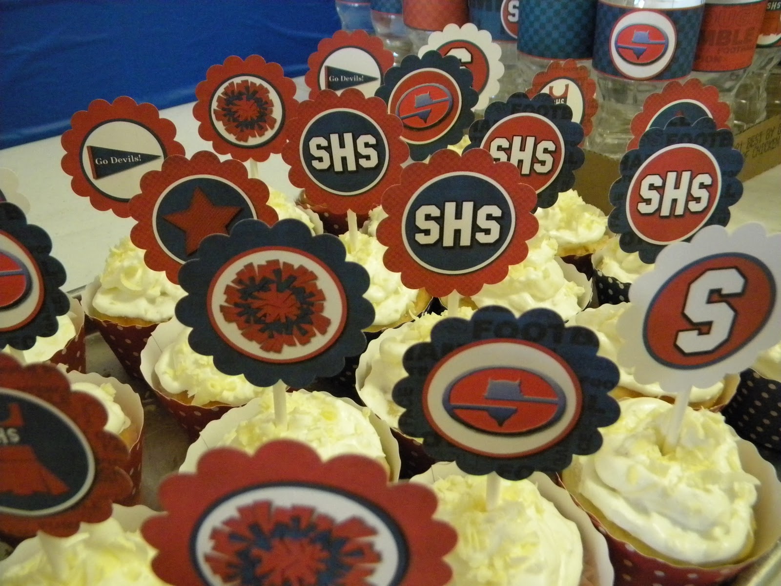 FlipChick Designs Red Devils Cheerleader Lunch