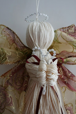 Crochet thread and ribbon angel 4