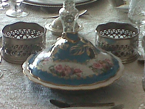 mutfagimdaki gunes sofra duzeni ve sunum