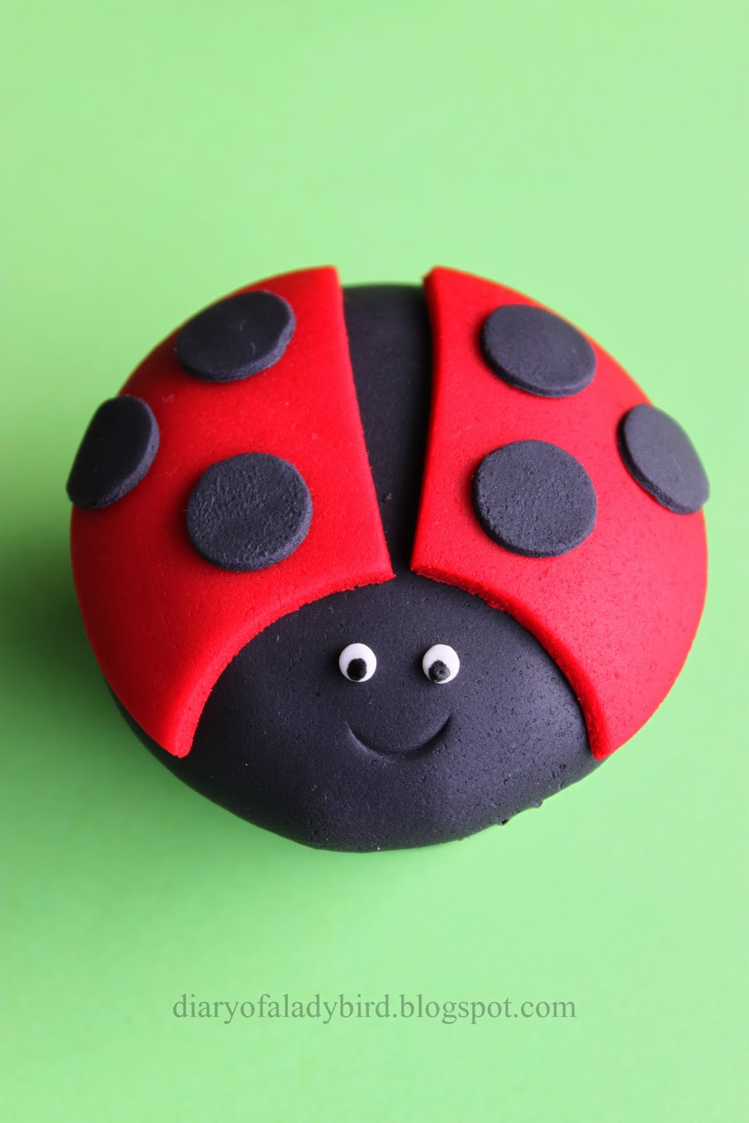 Diary of a Ladybird Ladybird Cupcakes