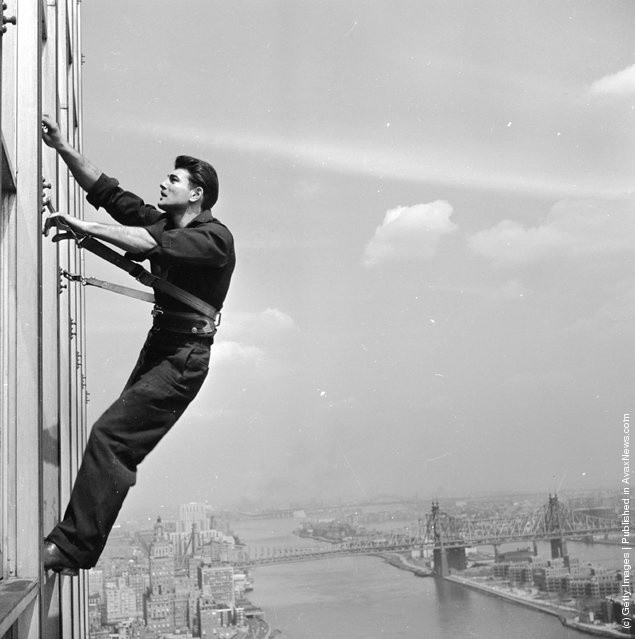 Photos of Windows Cleaners in The Past vintage everyday
