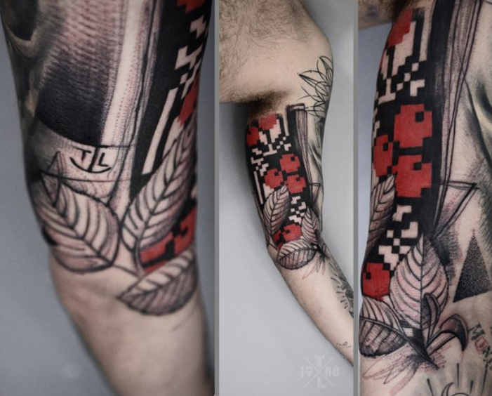 What to do while in Ukraine: Ukrainian Patriotic Tattoos.