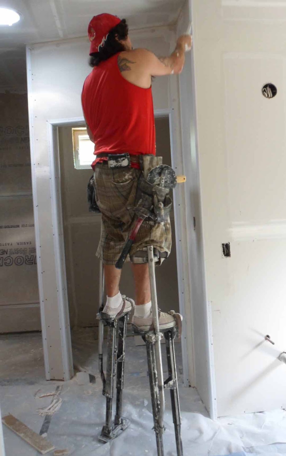 Rocky Hollow Home Tape and Float