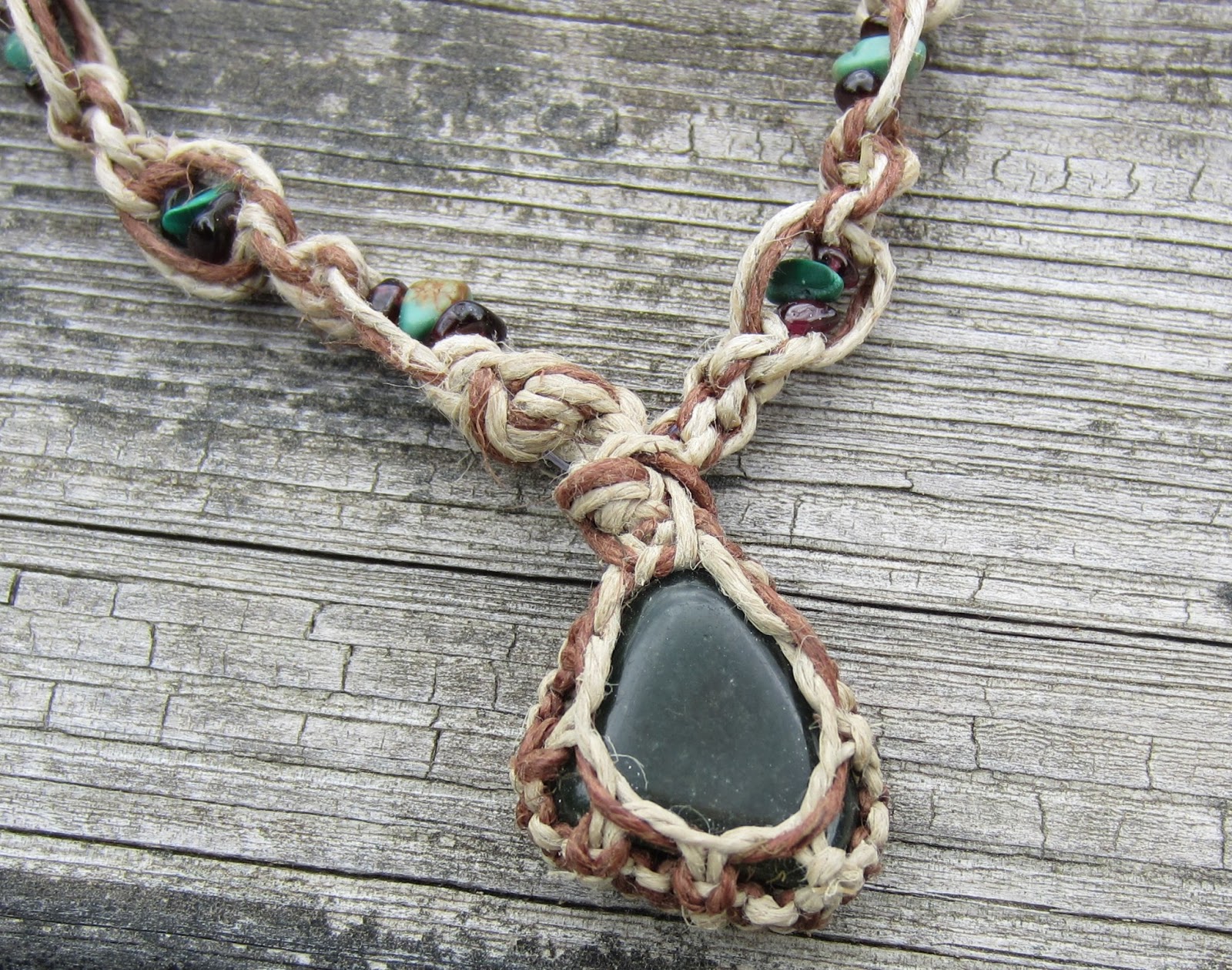 EasyMeWorld How To Wrap A Stone With String