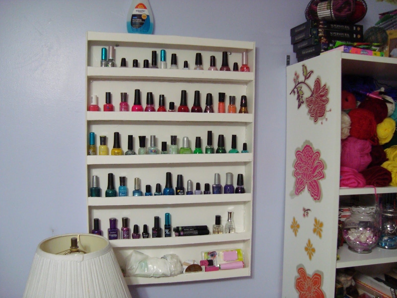 The Crafty Giant Nail Polish Wall Rack