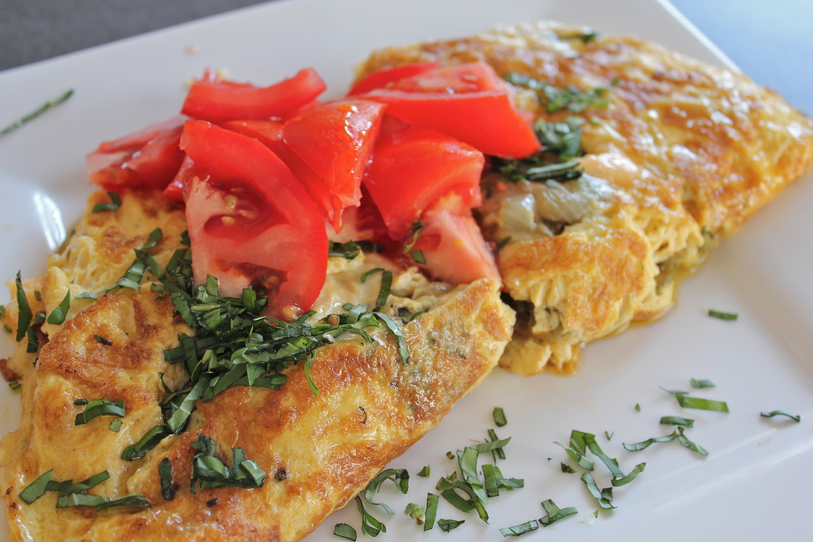Foodie Caramelized Onion & Cheddar French Omelette